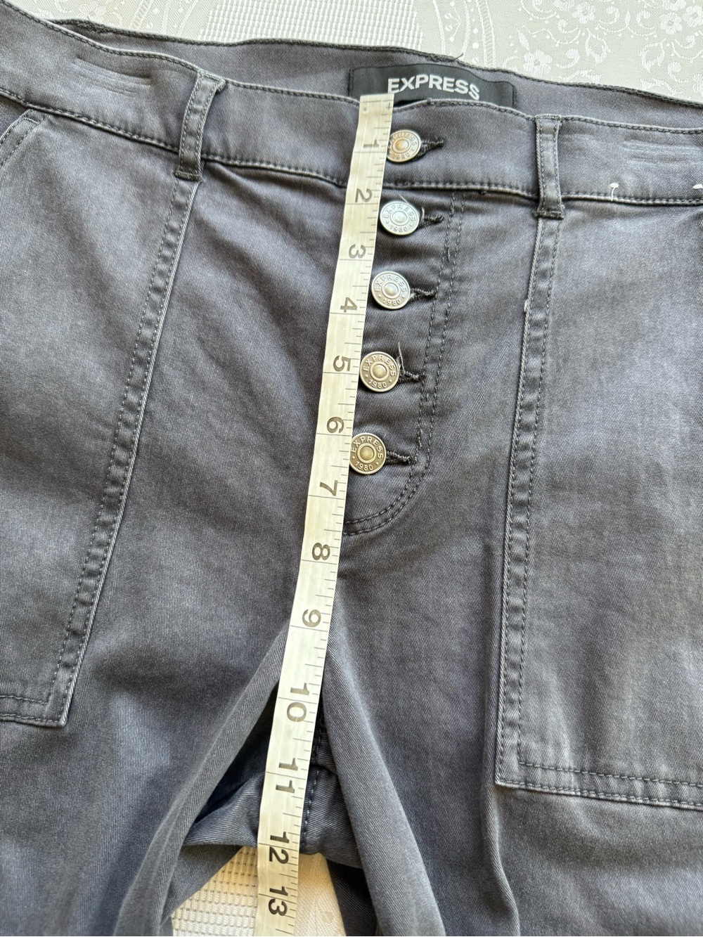 Express Cargo Stretchy Pants Charcoal Gray Ankle High-Rise Women’s Size 6R - Picture 13 of 16